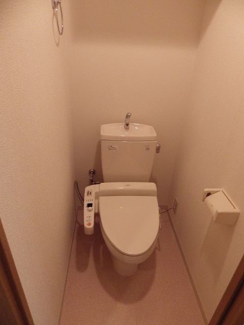 Ｓｅｎｔｉｒｅ0201号室 トイレ