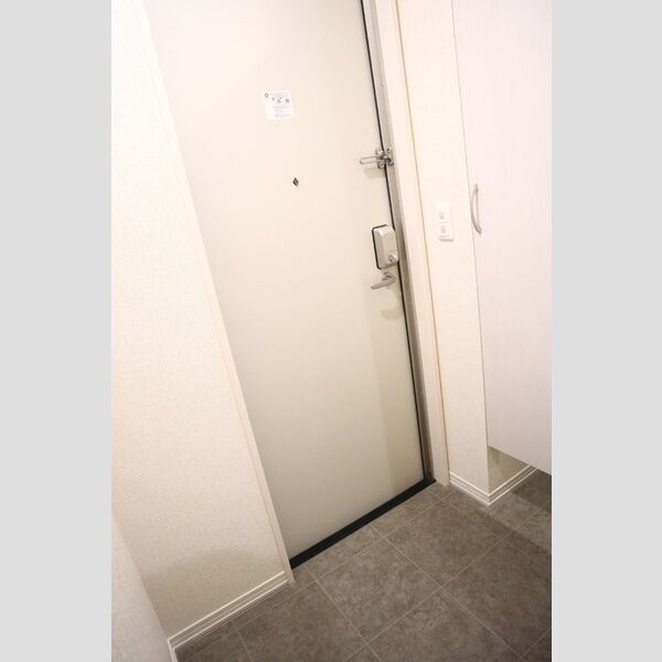 エスポアハイム 玄関