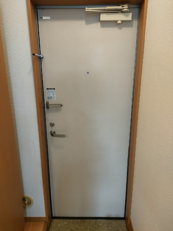 フェアステージ2階 玄　関