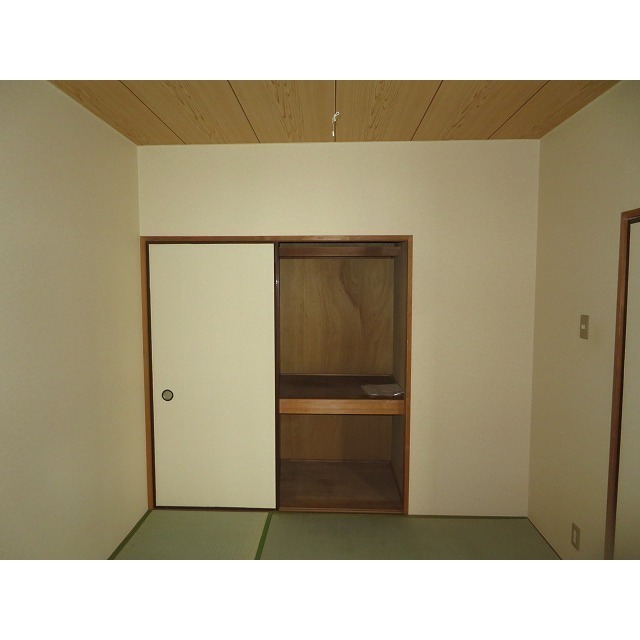 アメニティーハウス0202号室 和室収納