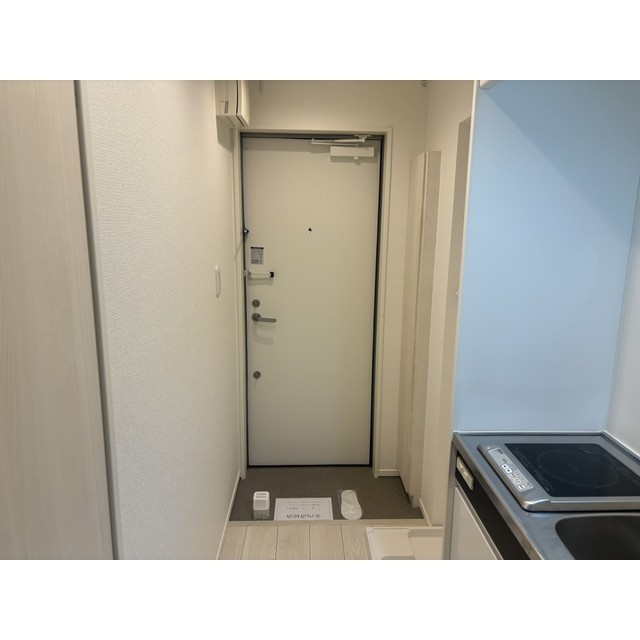 レジデンスウエスト相武台105号室 玄関