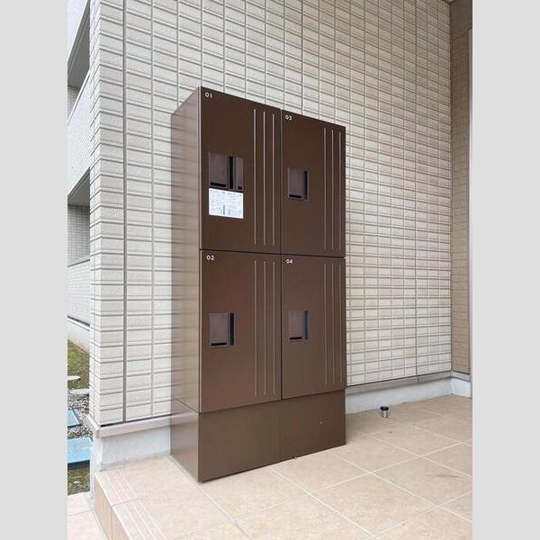 My tiara107号室 宅配ボックス