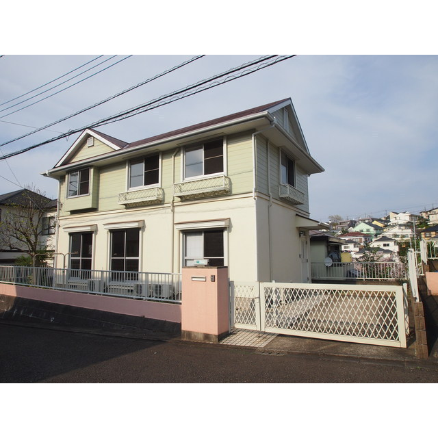 吉田邸 AA号室 駐車場スペース1台分無料♪大型車も停まり