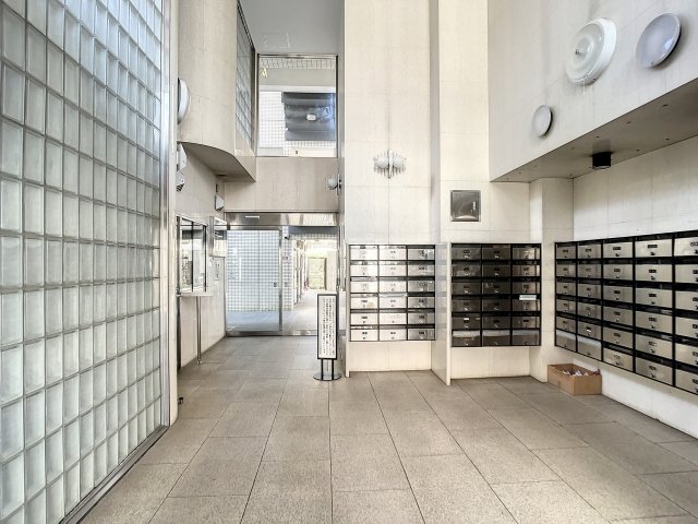 ライオンズプラザ元住吉4階 エントランス