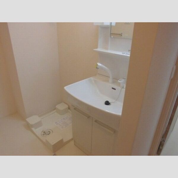 エトーレ・DⅢ203号室 ■洗面所と洗濯機置場です■