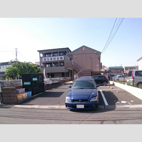メルヴェーユ 駐車場