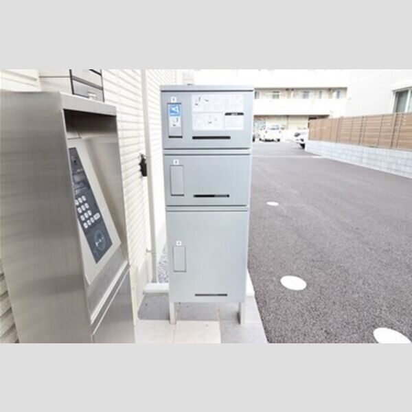 アルフォーレ 宅配ボックス