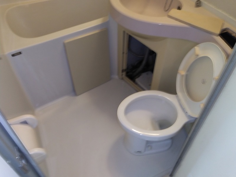 ローズガーデンＡ３２番館(A-032)3階 お風呂