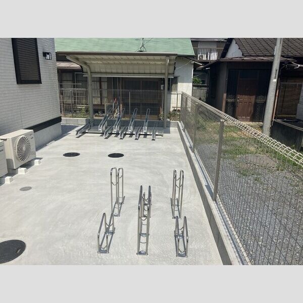 Dアセット栄町301号室 駐輪場