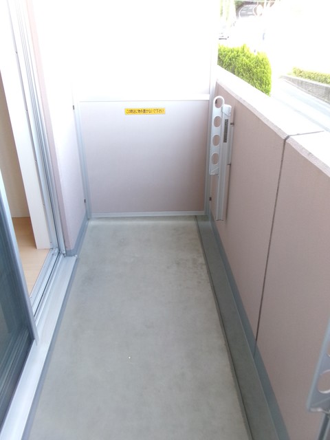 トレセリア大和田弐番館0203号室 バルコニー