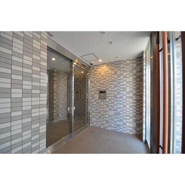 トレ　フレッチェ302号室 エントランス