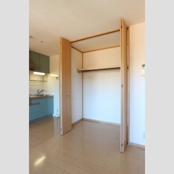 プレミエールあけぼの206号室 クローゼット