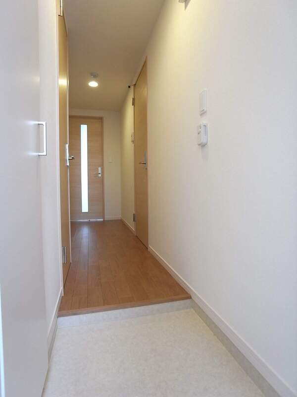 リブリ・ゆうや 玄関