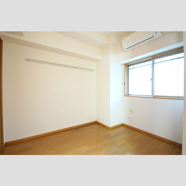 モニュメントスクウェア　壱番館206号室 壱番館　206号室　洋室
