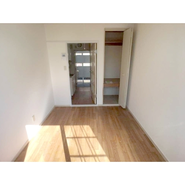 ジョイフル松戸205号室 リビング