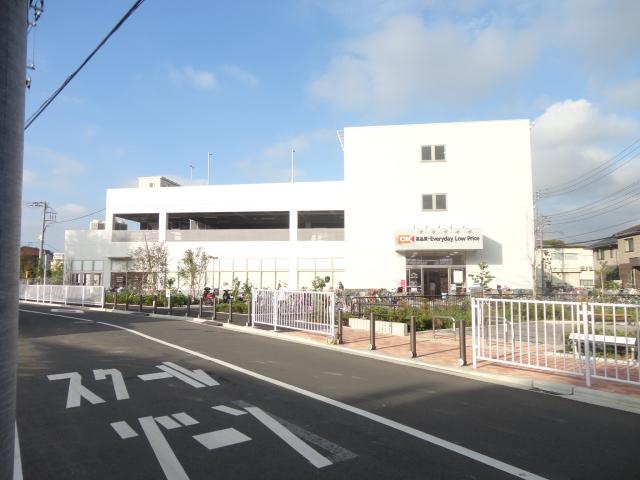 ファインシア オーケーディスカウントセンター新吉田店まで320ｍ
