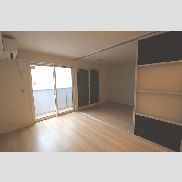 メゾン アクア　Ⅱ 洋室6帖