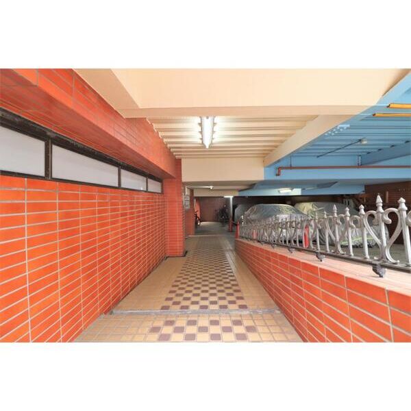 メゾンサトウ306号室 エントランス