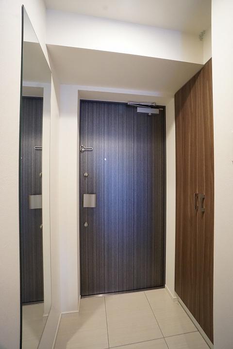 Weave Base Itabashi Honcho6階 玄関