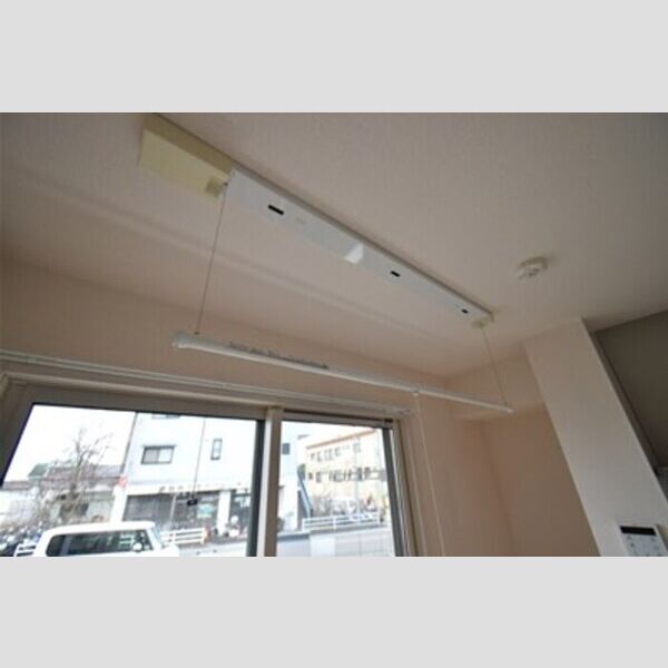 K-UCHIDA102号室 室内物干し