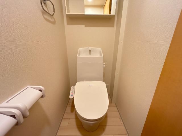 リノナル105号室 トイレ