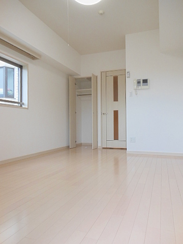 ガーラ・シティ亀戸 6.8帖　角部屋・二面採光