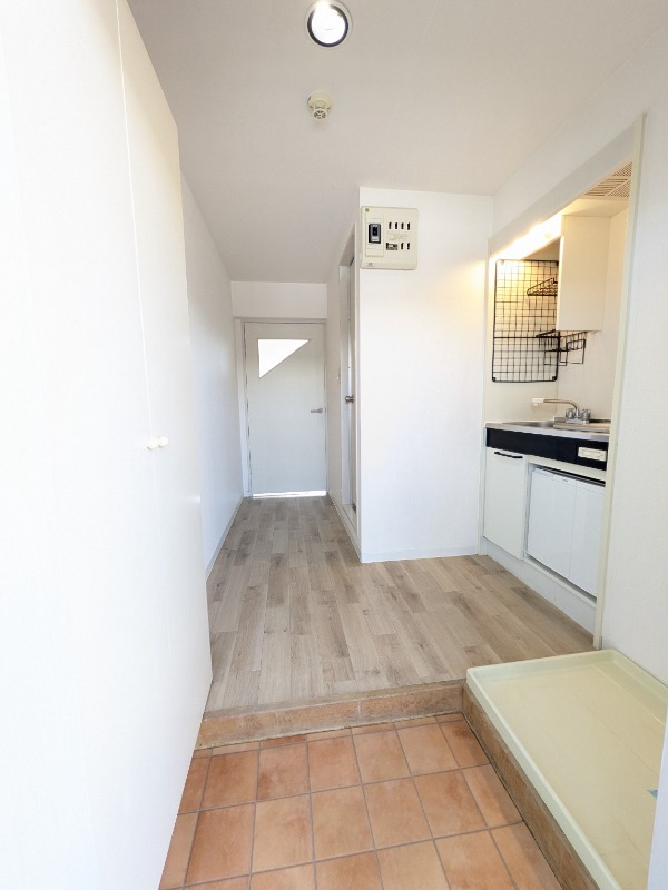 メゾンエクレーレ江古田2階 玄関