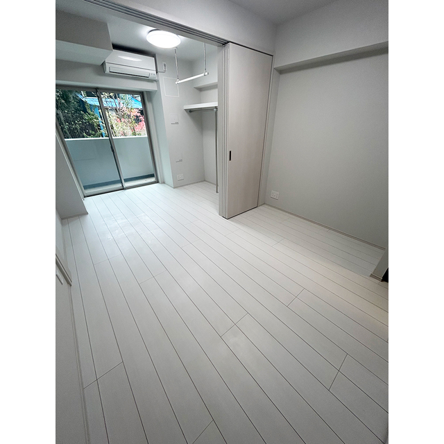 ブランシエスタ品川大井町パークエッジ0106号室 リビング