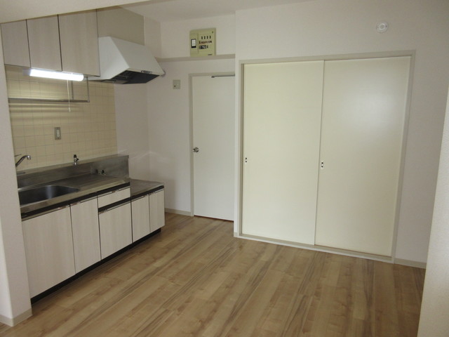 エクセルハイム0203号室 リビング