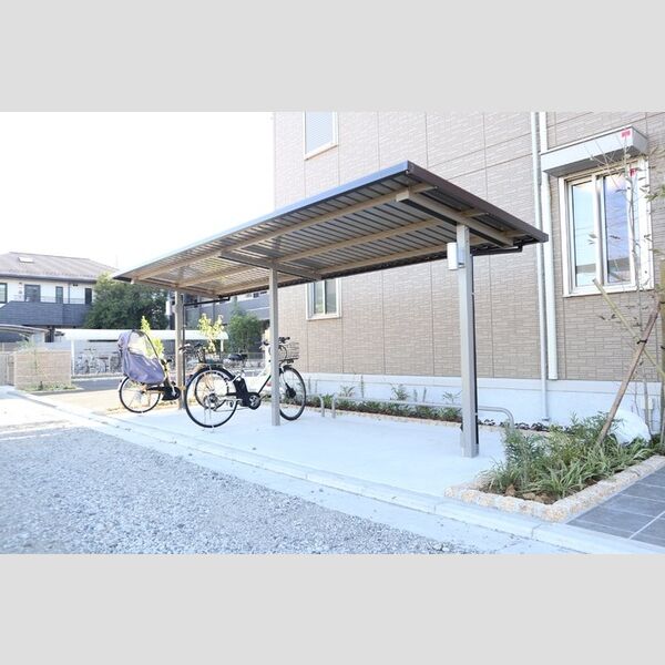 Stone village 駐輪場