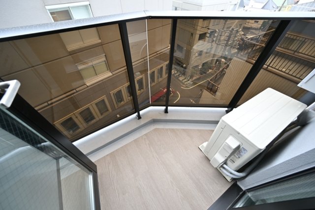 ＧＲＡＮＳＩＴＥ　ＮＡＫＡＭＥＧＵＲＯ6階 バルコニー