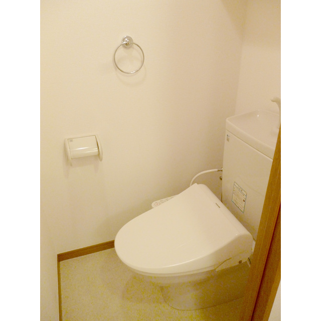 メインステージ中野坂上301号室 温水洗浄便座