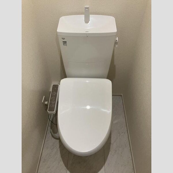 リーブルファイン柏高田2階 トイレ