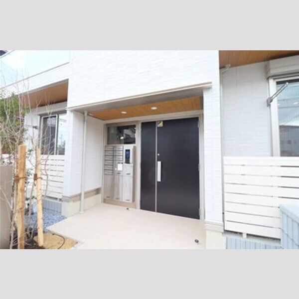 D Paina 上平間Ⅱ302号室 エントランス