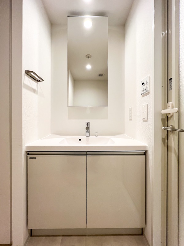 ドゥーエ王子神谷5階 洗面