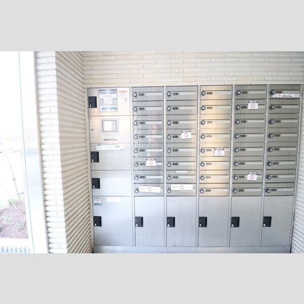 Ⅴesta(ウェスタ) 宅配ボックス・集合ポスト