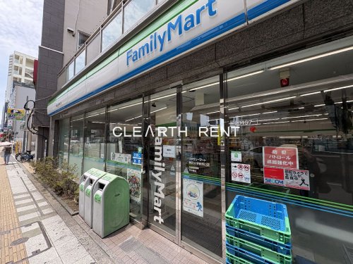 菱和パレス駒沢大学駅前1階 【コンビニエンスストア】ファミリーマート 駒沢大学駅西口店まで280ｍ
