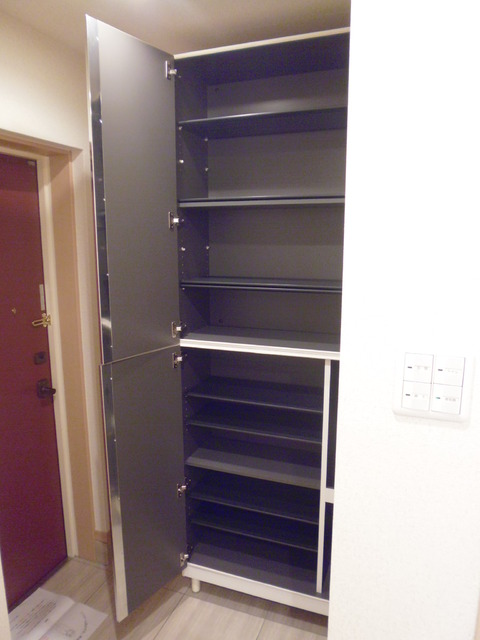 Ｖｉｌｌａ　Ｎｏａｈ．本多 玄関