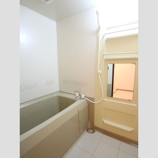 ストークマンション102号室 バス