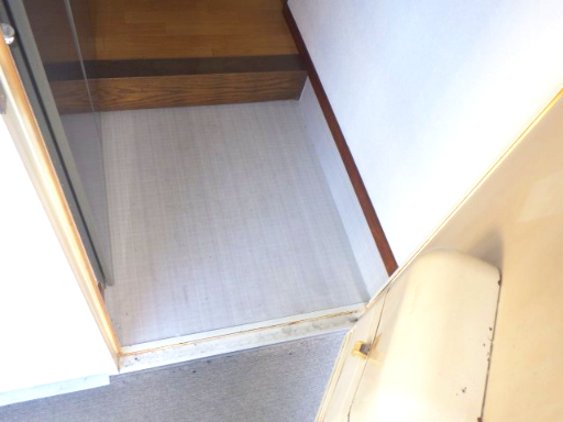 港南スナイプハウス203号室 玄関