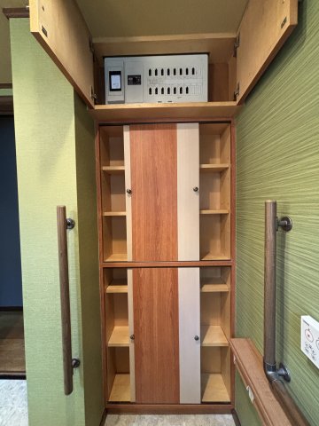 本藤沢６丁目戸建 1階トイレ内 収納