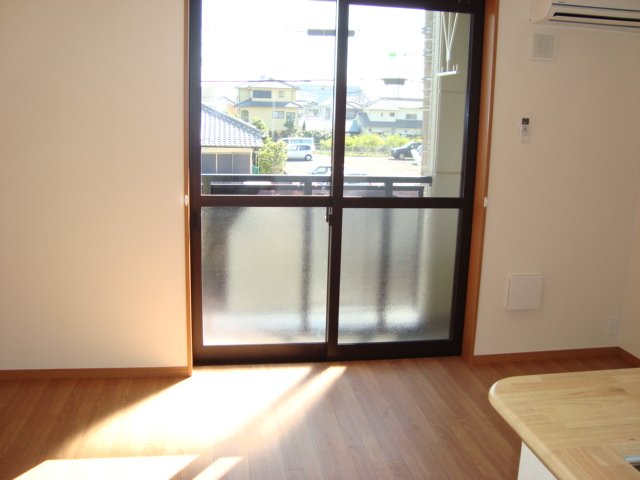 グレイシャス203号室 リビング