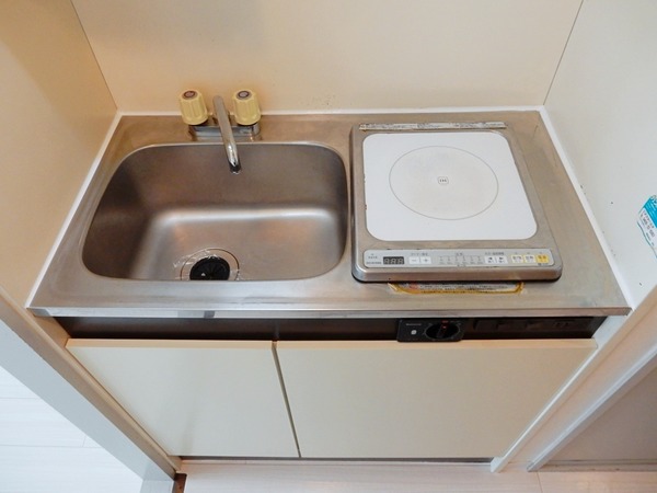 マリオン八王子Ⅲ303号室 キッチン