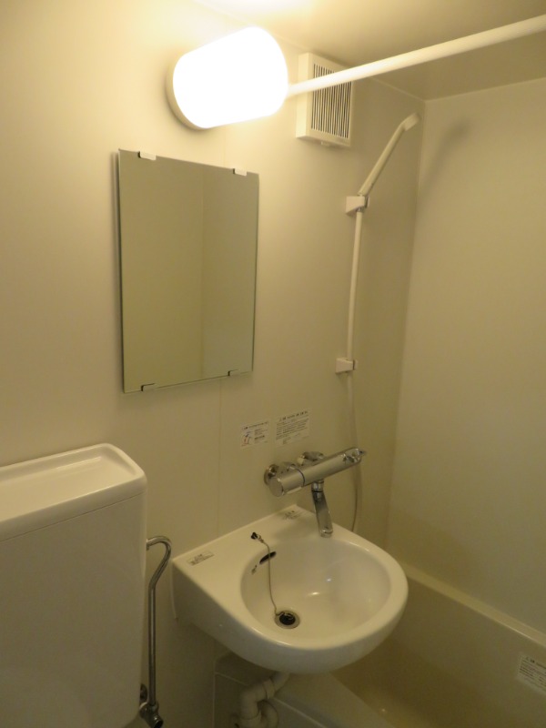 コーポ巣鴨　B棟1階 別号室の写真です。