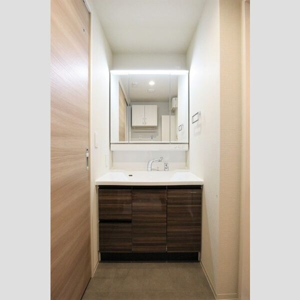 インフィニット カンワ 洗髪洗面化粧台