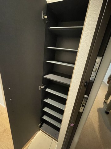 アルティザ氷川台0207号室 収納