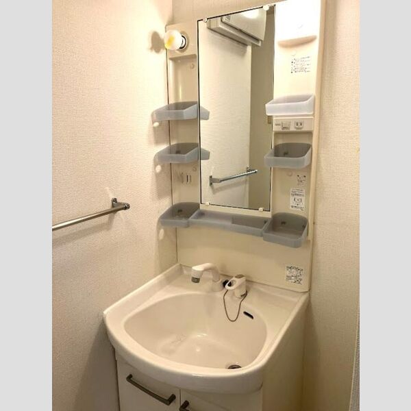 リヴェール 洗髪洗面化粧台