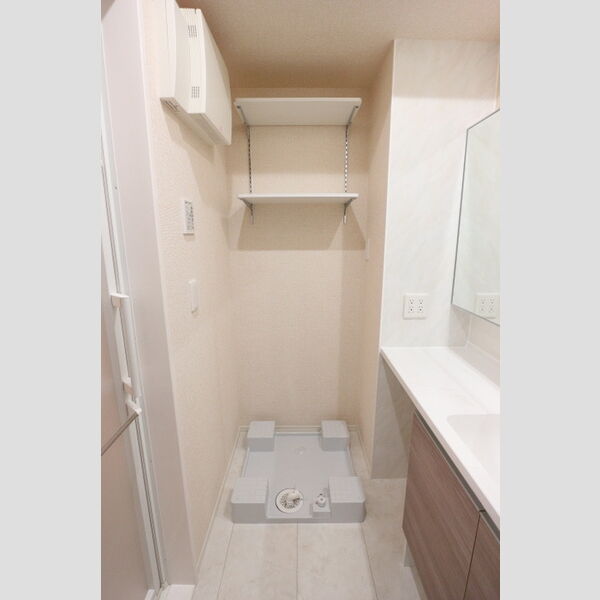 リベラル201号室 室内洗濯機置き場
