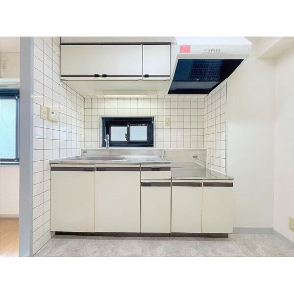 ジュネス中町205号室 キッチン