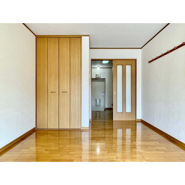 ウラノス鵠沼 ☆洋室8.2帖